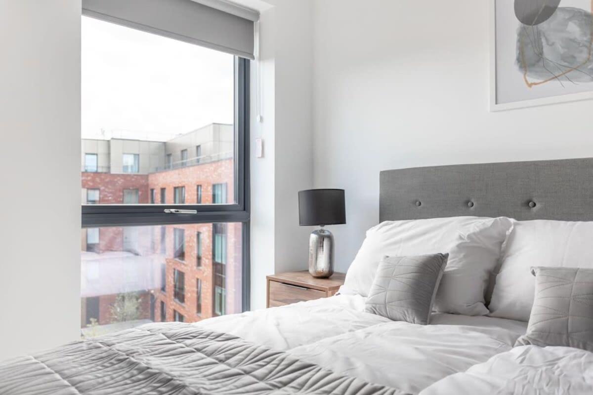 Stayzeni, Ouse Court Smart 2 Bed Flat *
